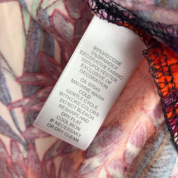 Cupio Front drape, floral, sleeveless top/ Sz M - Picture 5 of 5